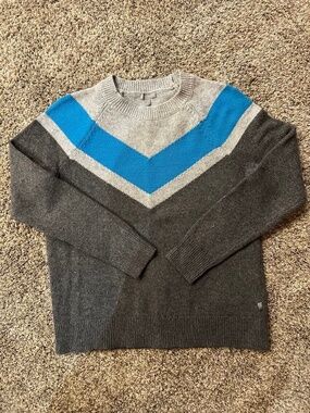 SIZE SMALL TALBOTS LT & DK GRAY AND BLUE CREWNECK SWEATER